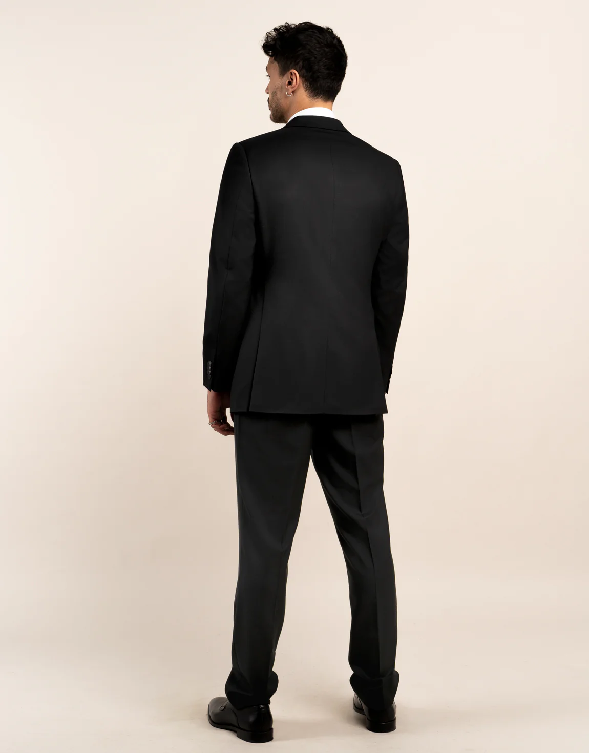 Cooper Jet Black Suit - Image 7