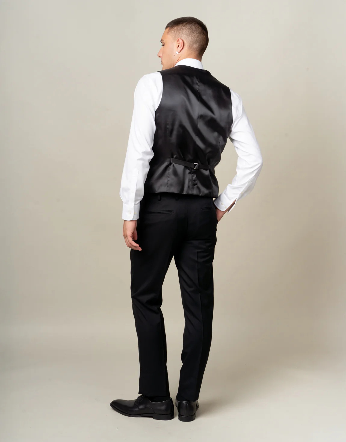 Lyon Jet Black Peak Suit - Image 7
