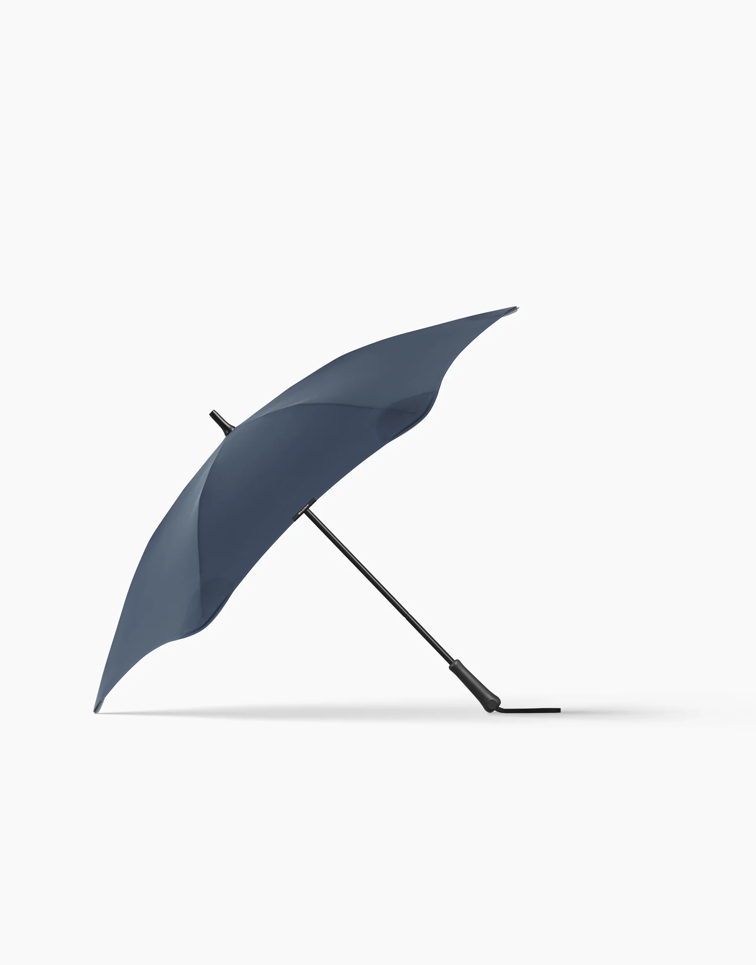 Blunt Classic Navy Umbrella - Image 3