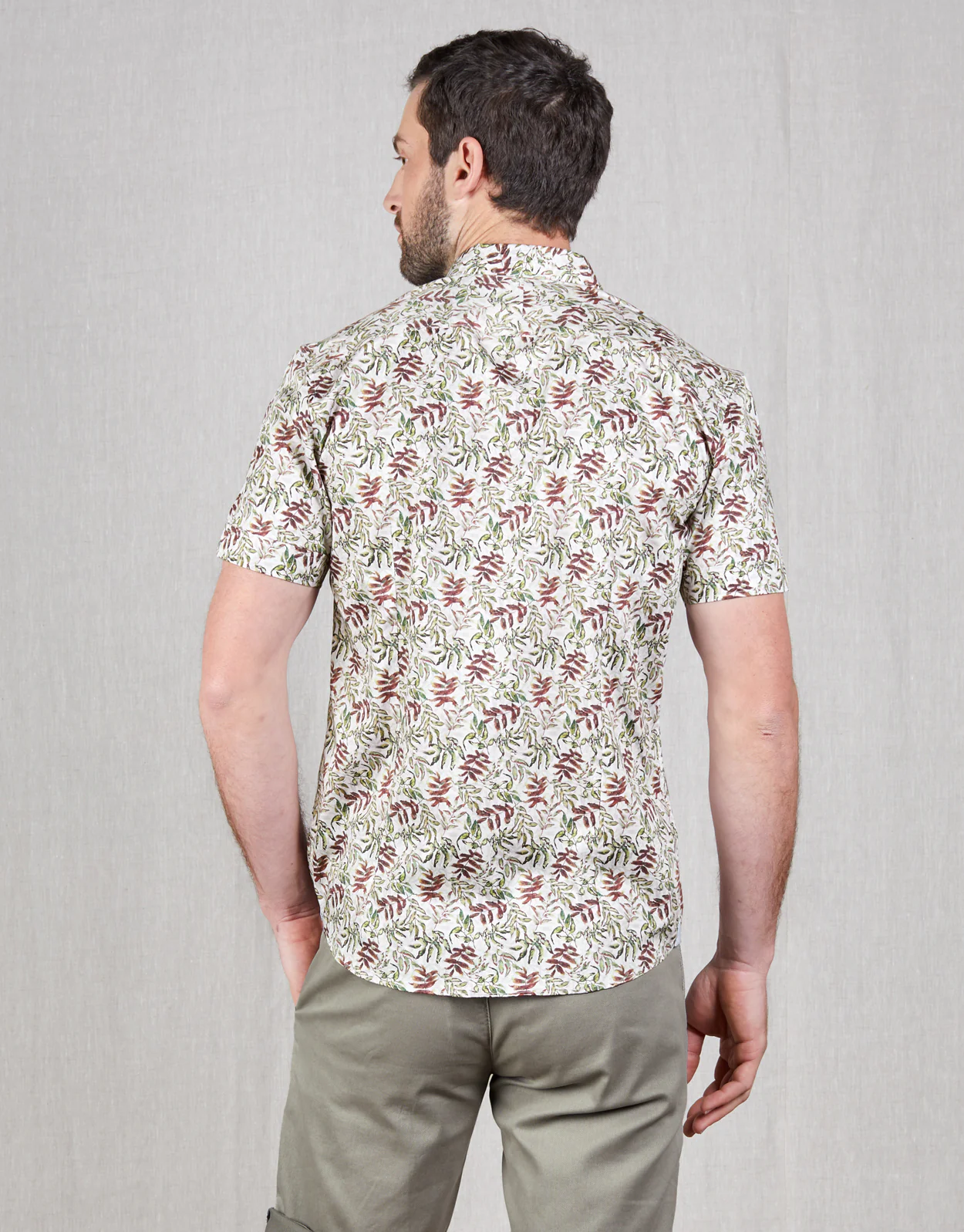 Waihi Green & Brown Leaves Print Short Sleeve Shirt - Image 4